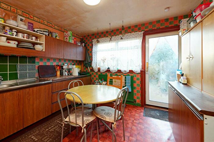 3 Bedroom Terraced House For Sale In Mossbank, Livingston, EH54