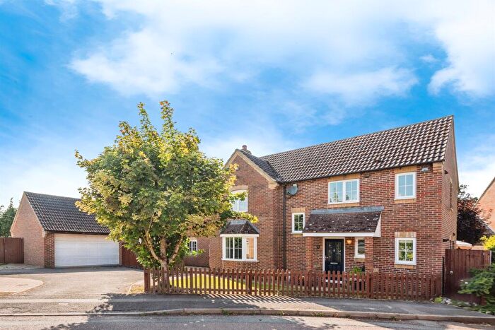 5 Bedroom Detached House For Sale In The Paddock, Southmoor, Abingdon, OX13