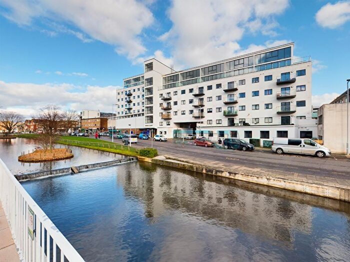 2 Bedroom Flat To Rent In Waterhouse Street, Hemel Hempstead, HP1