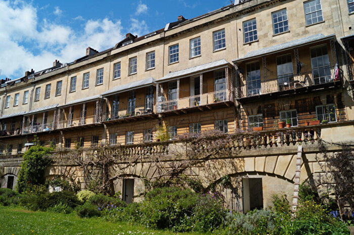 2 Bedroom Apartment To Rent In Cornwallis Crescent, BS8