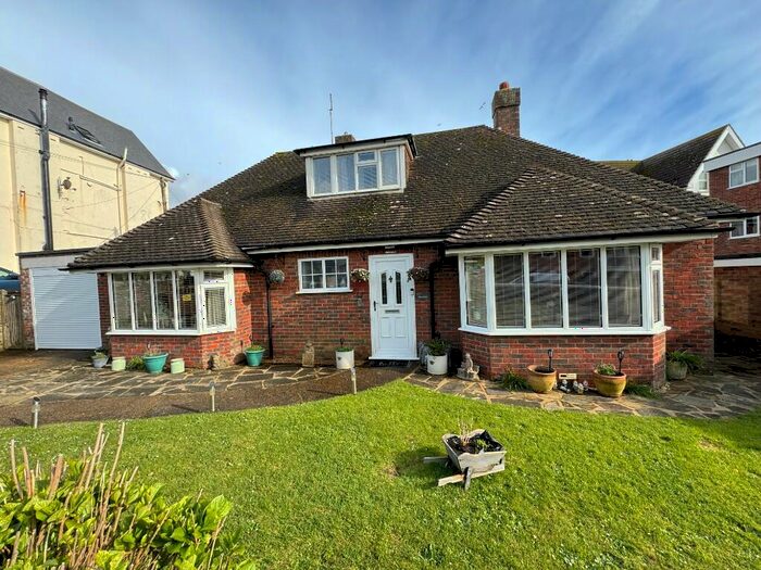 3 Bedroom Detached House To Rent In Grosvenor Road, Seaford, East Sussex, BN25