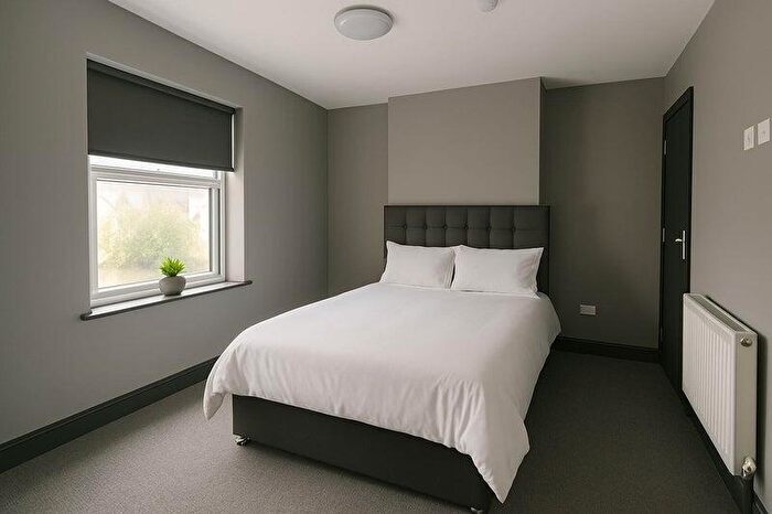 1 Bedroom House Of Multiple Occupation To Rent In Shobnall Street, Burton-On-Trent, Staffordshire, DE14