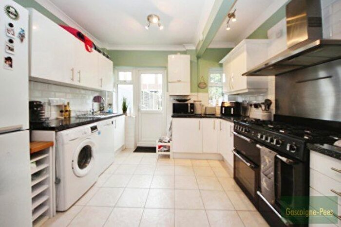 3 Bedroom Property To Rent In Priory Road, Chessington, KT9