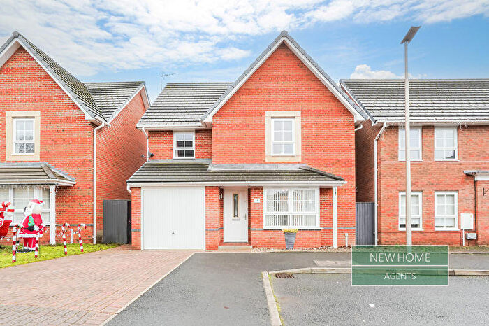 4 Bedroom Detached House For Sale In Cotton Close, Tyldesley, Manchester, M29