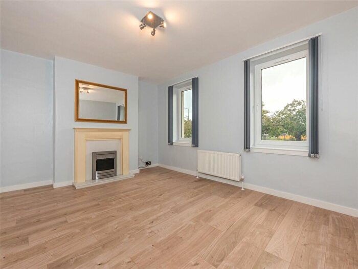 2 Bedroom Flat To Rent In Whitson Crescent, Edinburgh, EH11