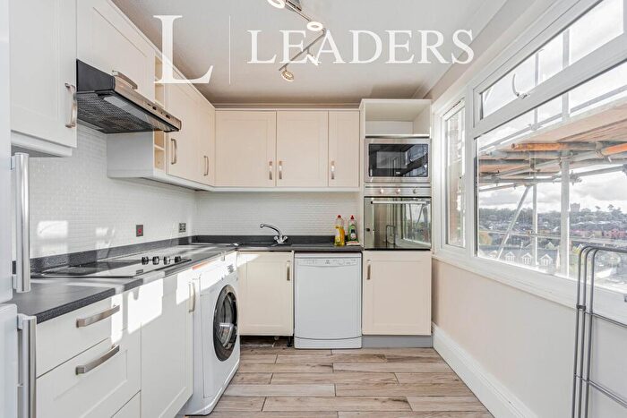 2 Bedroom Apartment To Rent In Stockwell Court, Gower Road, RH16