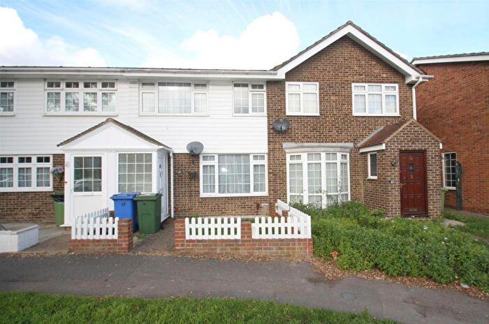3 Bedroom Terraced House To Rent In Periwinkle Close, Sittingbourne, Kent, ME10