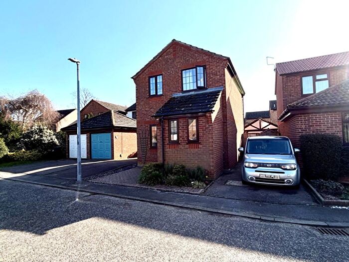 3 Bedroom Detached House For Sale In Pilgrims Way, Ely, Cambridgeshire, CB6