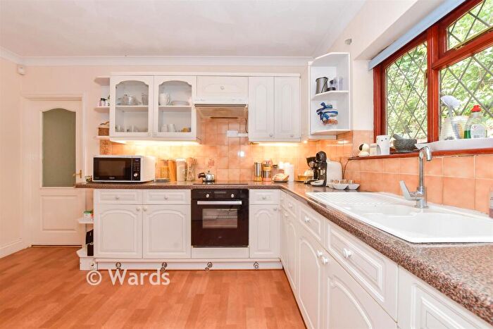 3 Bedroom Detached Bungalow For Sale In Station Road, Dover, Kent, CT15