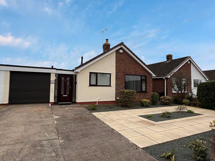3 Bedroom Bungalow To Rent In Beechwood Road, Nailsea, North Somerset, BS48