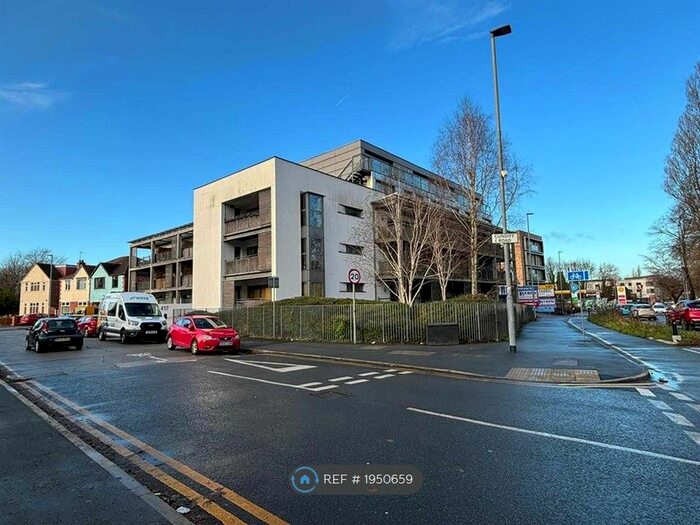 2 Bedroom Flat To Rent In Barlow Moor Road, Manchester, M21