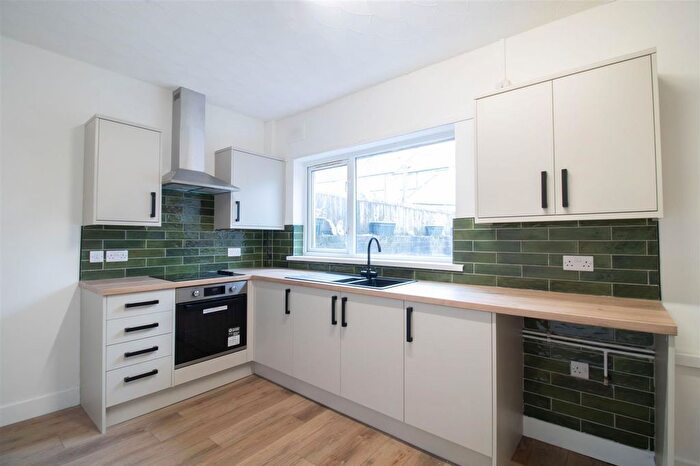 3 Bedroom Terraced House For Sale In William Street, Tir-Y-Berth, CF82