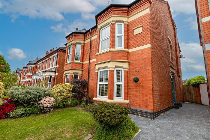 3 Bedroom Property For Sale In Malvern Road, Worcester, WR2