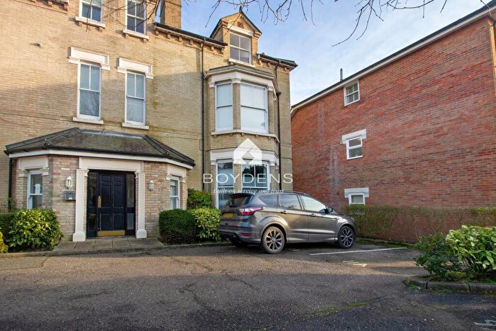 1 Bedroom Apartment To Rent In Oxford Court Lexden Colchester, CO3