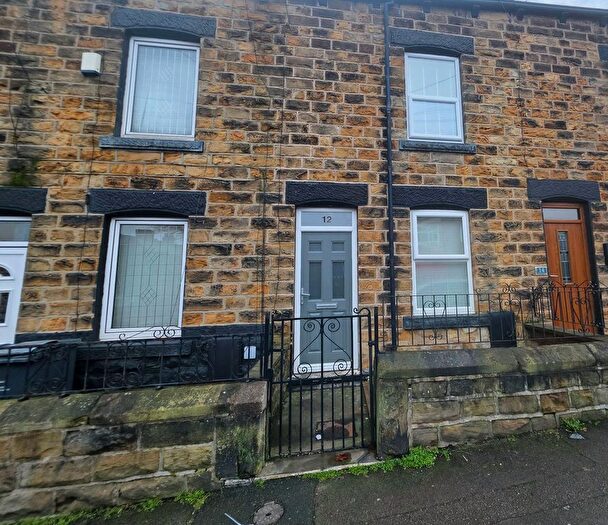 3 Bedroom Terraced House For Sale In Warren Quarry Lane, Barnsley, S70