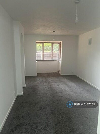 2 Bedroom Flat To Rent In Barking, London, IG11