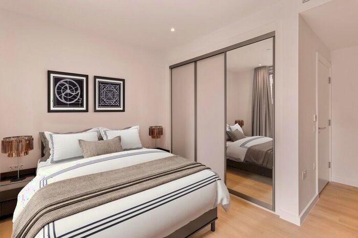 Studio To Rent In Nine Elms Lane, London, SW11