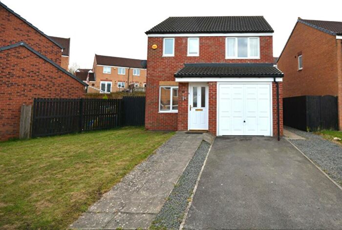 3 Bedroom Detached House To Rent In Hutchinson Close, Coundon, Bishop Auckland, DL14