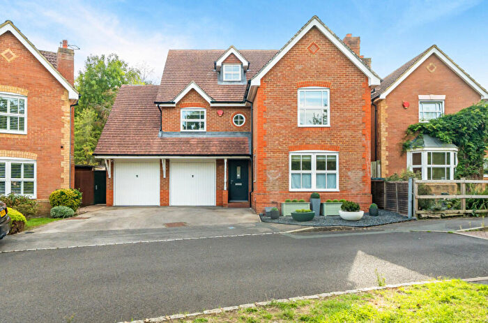 5 Bedroom Detached House For Sale In Attwood Drive, Arborfield, Reading, Berkshire, RG2
