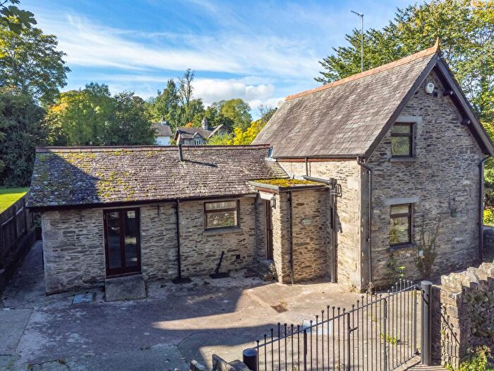 2 Bedroom Detached House For Sale In Burneside, Kendal, LA9