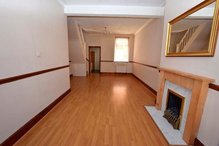 2 Bedroom Property To Rent In Humberstone Road, Plaistow, E13