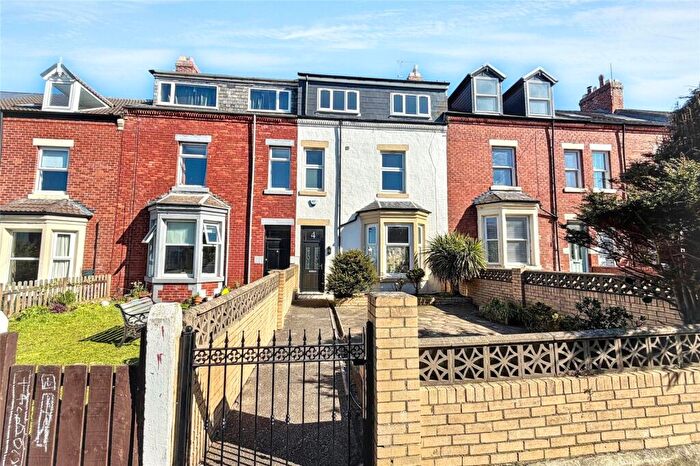 6 Bedroom Terraced House For Sale In Helena Avenue, Whitley Bay, NE26