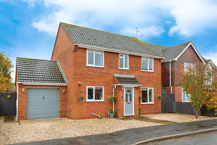 4 Bedroom Detached House For Sale In St. Marys Gardens, Cowbit, Spalding, PE12