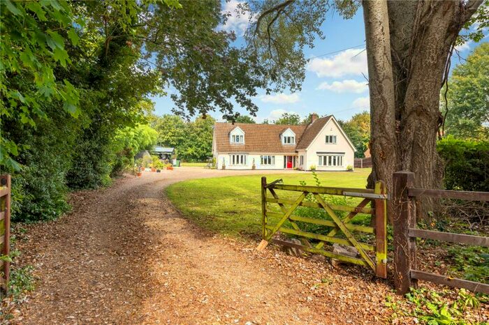 4 Bedroom Detached House For Sale In Fenstanton Road, Hilton, Huntingdon, Cambridgeshire, PE28