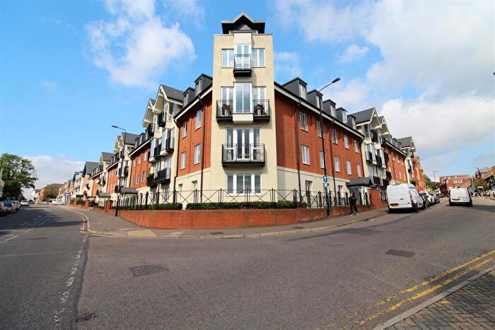 2 Bedroom Apartment To Rent In Benedictine Place, London Road, St Albans, AL1