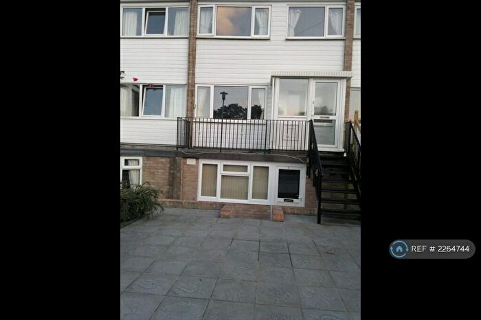 1 Bedroom Flat To Rent In Stovell Rd, Windsor, SL4