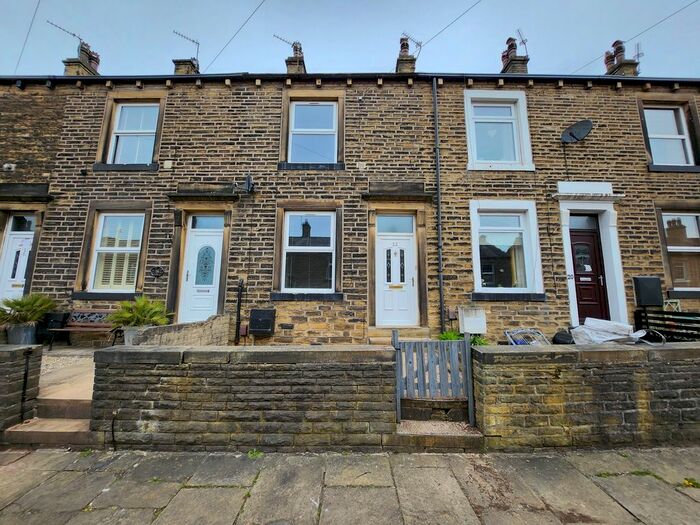 2 Bedroom Terraced House To Rent In Cheltenham Place, Halifax, HX3