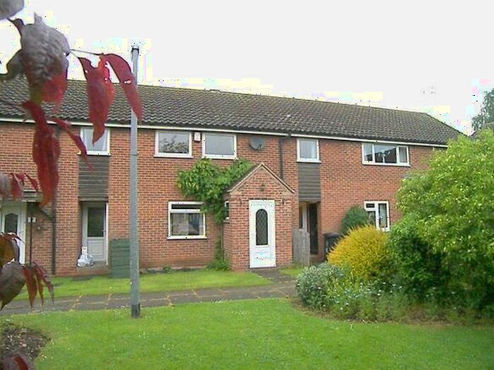 3 Bedroom Town House To Rent In Willington, Derby, Derbyshire, DE65