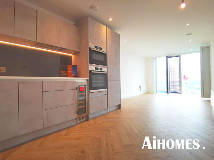 1 Bedroom Apartment To Rent In Chester Road, Manchester, M15