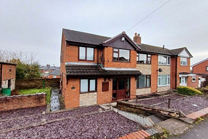5 Bedroom Semi-Detached House To Rent In Park Road, Newcastle, ST5
