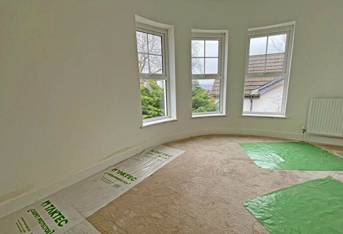 2 Bedroom Flat To Rent In Chester House, Fields Park Road, Newport, NP20