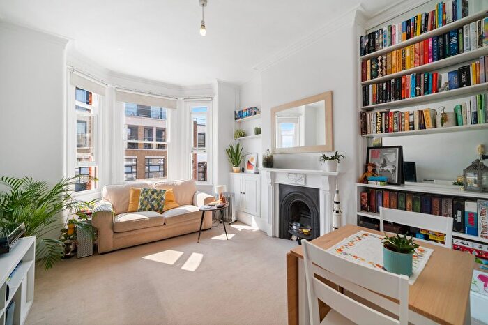 1 Bedroom Flat To Rent In Wyfold Road, Munster Village, SW6