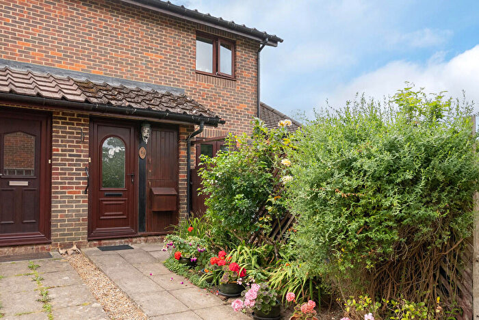 2 Bedroom End Of Terrace House For Sale In Cricketers Close, Ockley, RH5