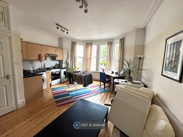 1 Bedroom Flat To Rent In Blenheim Road, Bristol, BS6