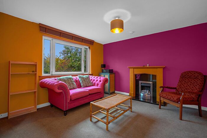 2 Bedroom Flat To Rent In Burnhead Crescent, Gracemount, Edinburgh, EH16