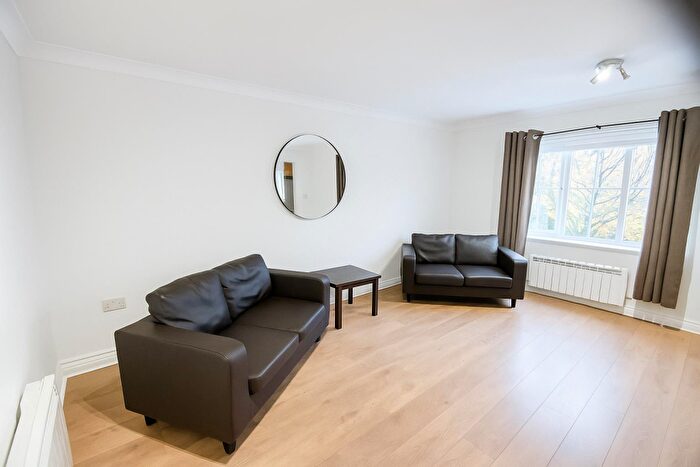 2 Bedroom Flat To Rent In The Ropery, St Peters Basin, Newcastle Upon Tyne, NE6