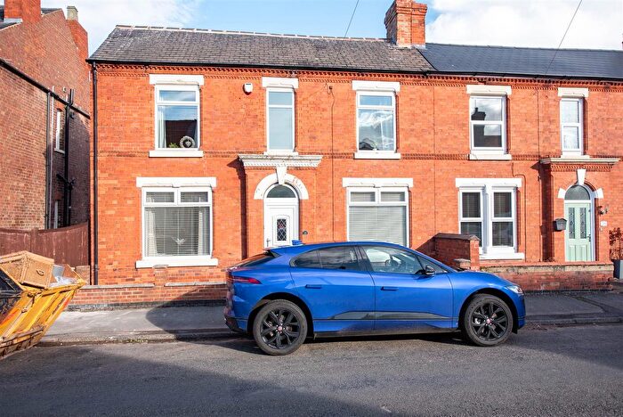 6 Bedroom Semi-detached House For Sale In Bonsall Street, Long Eaton, NG10