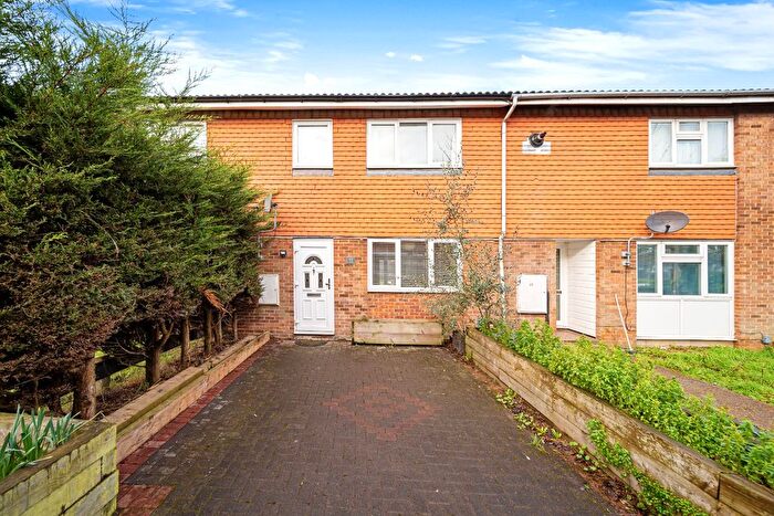 3 Bedroom Terraced House For Sale In Cervia Way, Gravesend, Kent, DA12