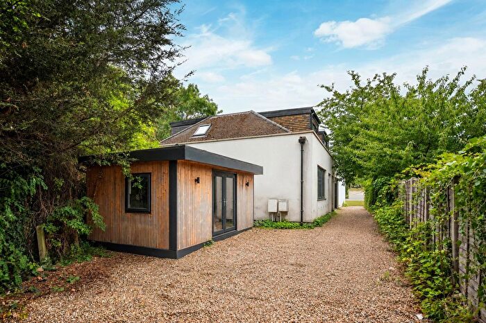 3 Bedroom Semi-Detached House For Sale In Uphill Drive, Mill Hill, NW7