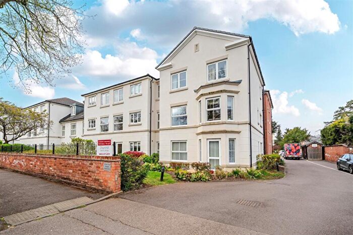 1 Bedroom Retirement Property For Sale In Arlington Lodge, Leamington Spa, CV32