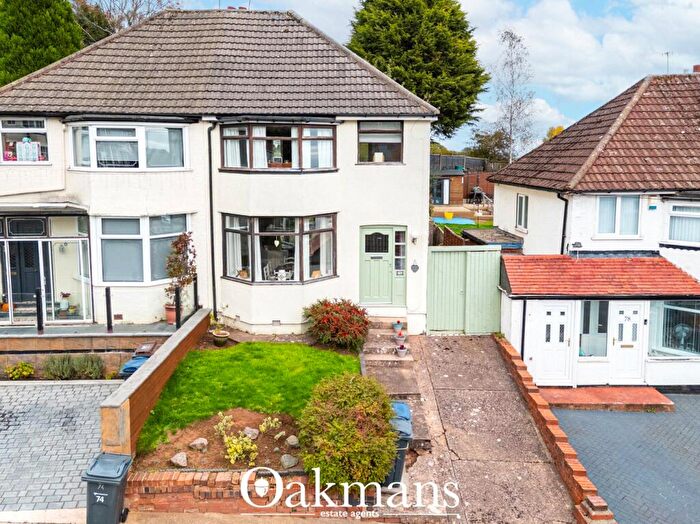 3 Bedroom Semi-Detached House For Sale In Fairway, Northfield, Birmingham, West Midlands, B31