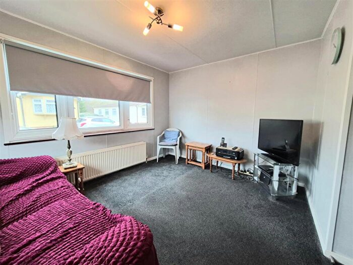 2 Bedroom House For Sale In Park Avenue, Melton Mowbray, LE13