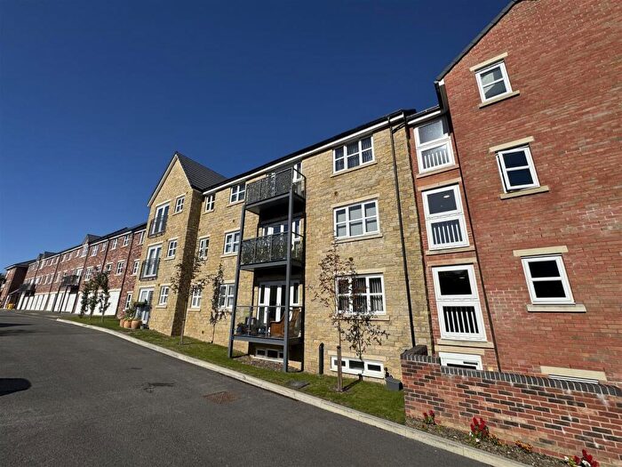 2 Bedroom Apartment For Sale In Manchester Road, Stocksbridge, S36