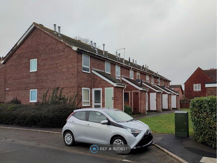 1 Bedroom Flat To Rent In Kensington Road, Chichester, PO19