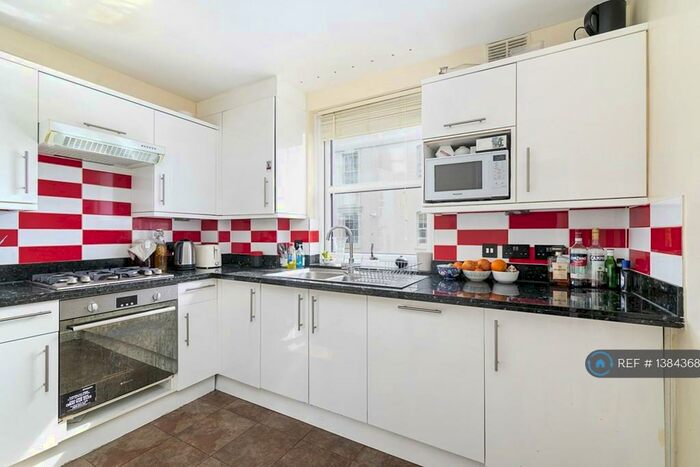 3 Bedroom Flat To Rent In Horatio Street, London, E2