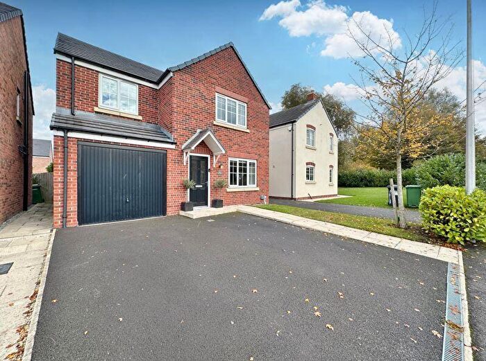 4 Bedroom Detached House For Sale In Pool Lane, Bromborough, Wirral, CH62